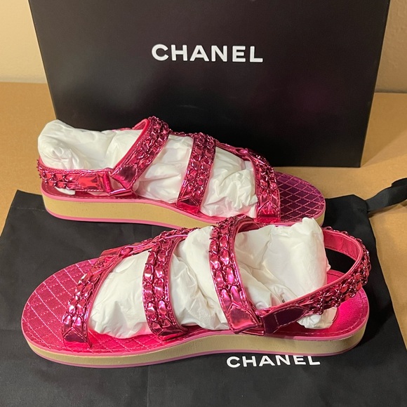 Chanel CC Logo G33800 Fuchsia Sandals size 40 - Picture 4 of 13
